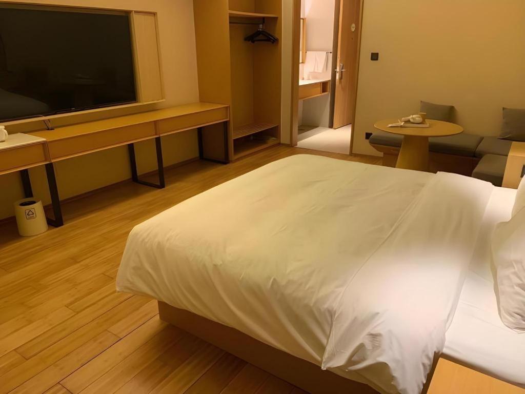 Ji Hotel Shanghai The Bund Tiantong Road Luaran gambar